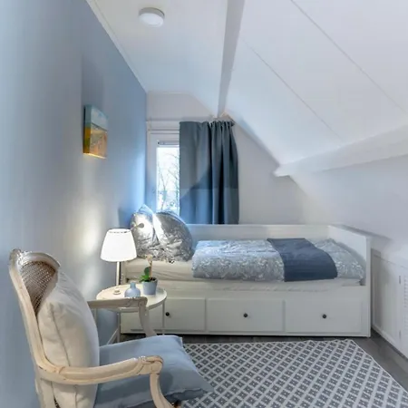 Bloemenzee بيت للعطل *